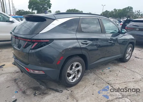 2022 Hyundai Tucson Sel z USA, uszkodzony, nr VIN 5NMJB3AE7NH127006